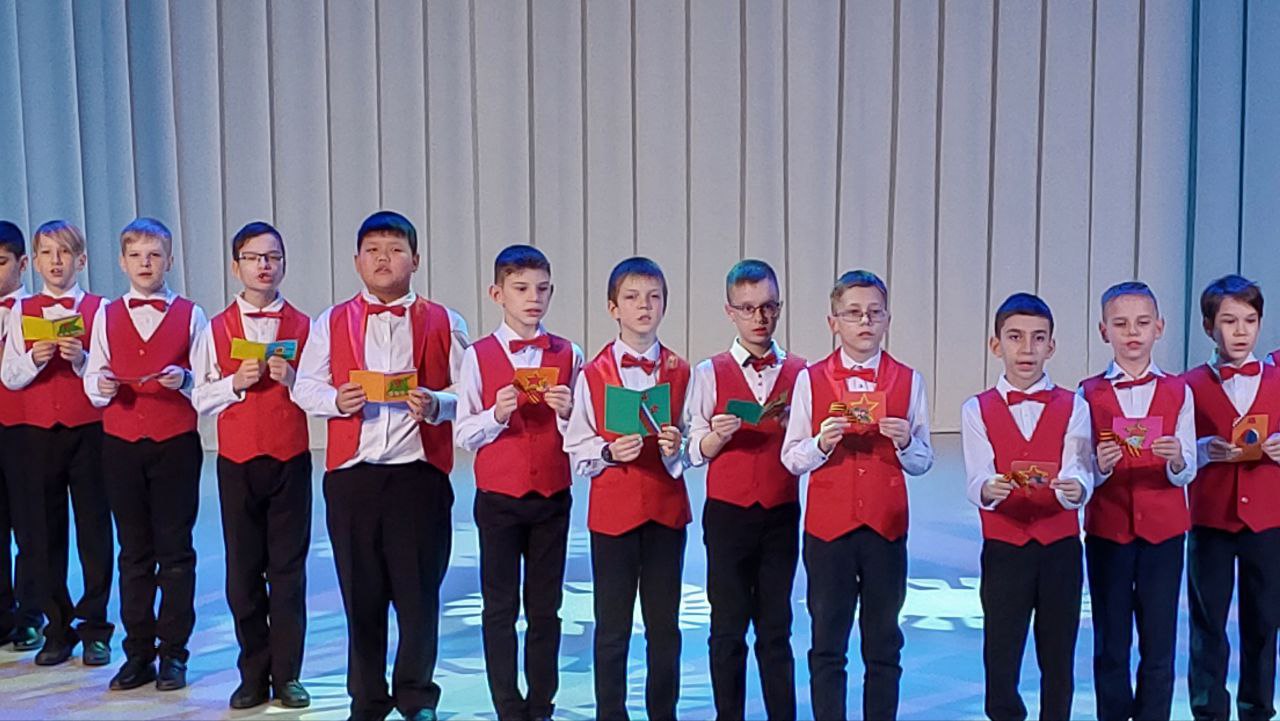 photo 5386772039211275287 y