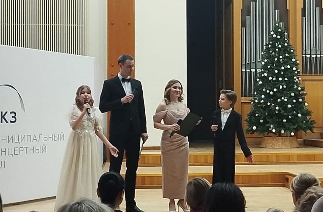 photo 5440685531022354256 y